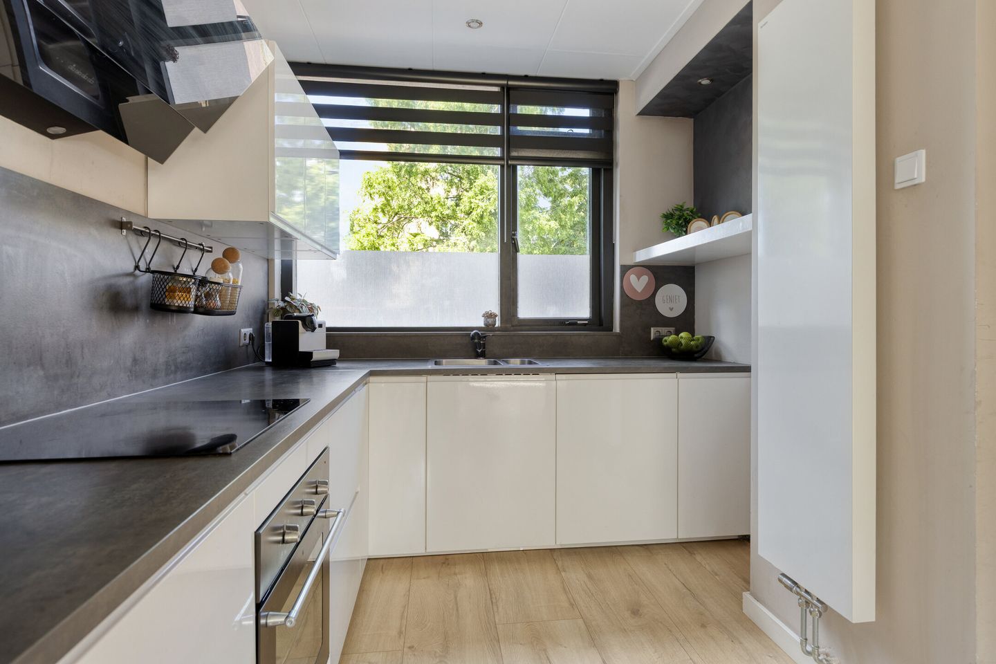 Move-in Ready Family Home with Deep South-Facing Garden and Spacious Shed — 25