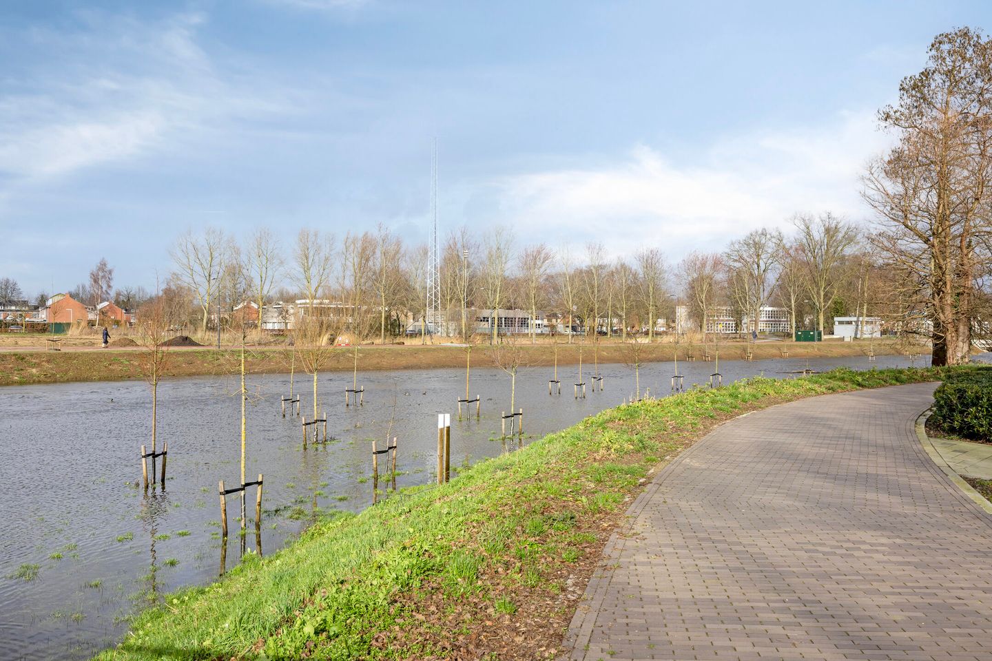 Spacious Terraced Home with Deep Garden in Sint-Oedenrode Center — 50