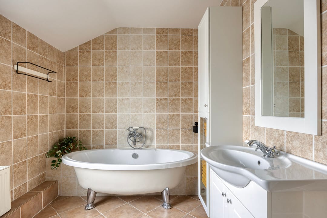 Spacious Terraced Home with Deep Garden in Sint-Oedenrode Center — 37
