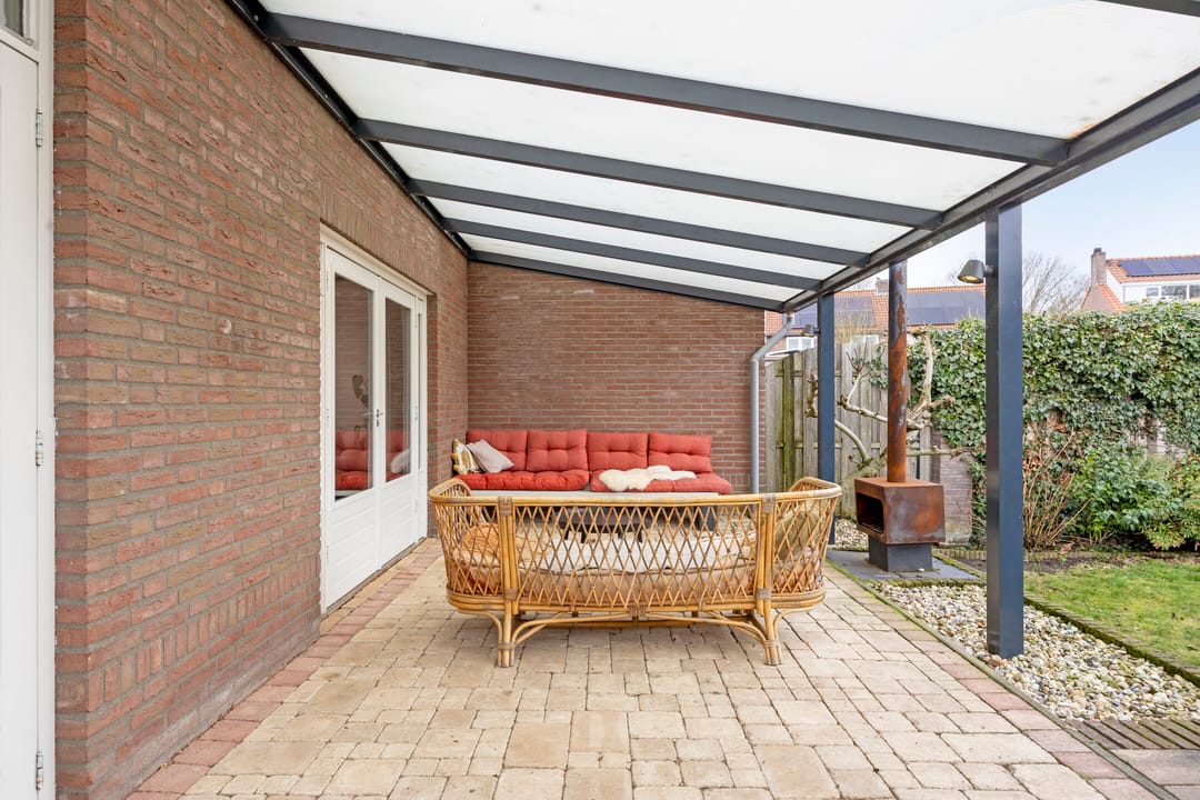 Spacious Terraced Home with Deep Garden in Sint-Oedenrode Center — 43