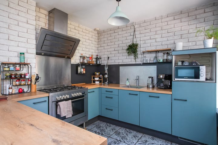 Hoekwoning te koop: Oostmoor 28, Nieuw-Vennep