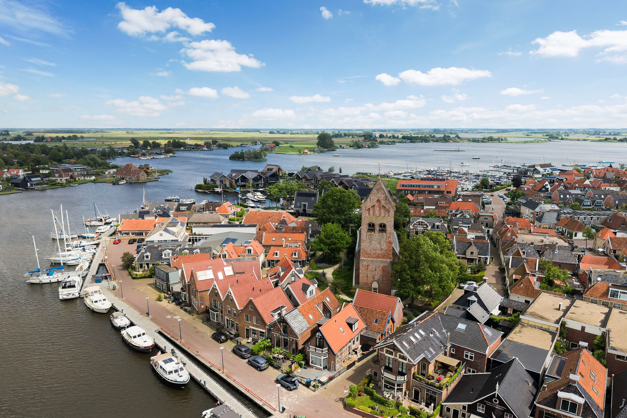 Charming Detached Home in Historic Grou Near the Harbor — 27