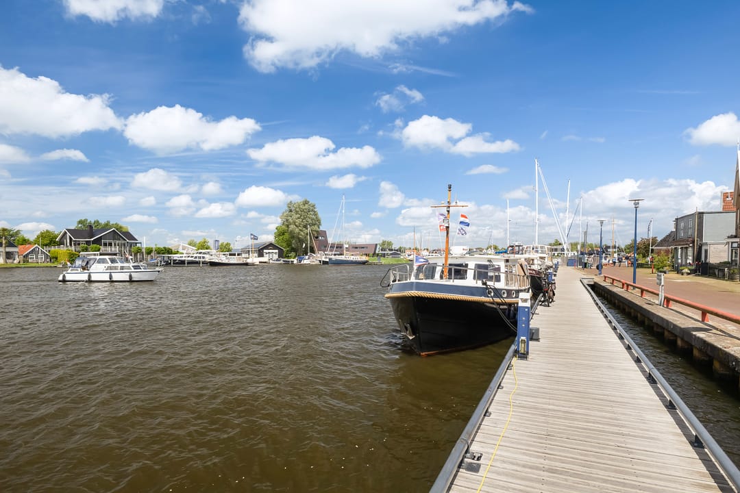 Charming Detached Home in Historic Grou Near the Harbor — 31