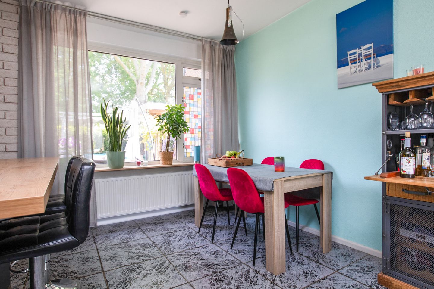 Family Home with Private Parking in Child-Friendly Linquenda Neighborhood — 14