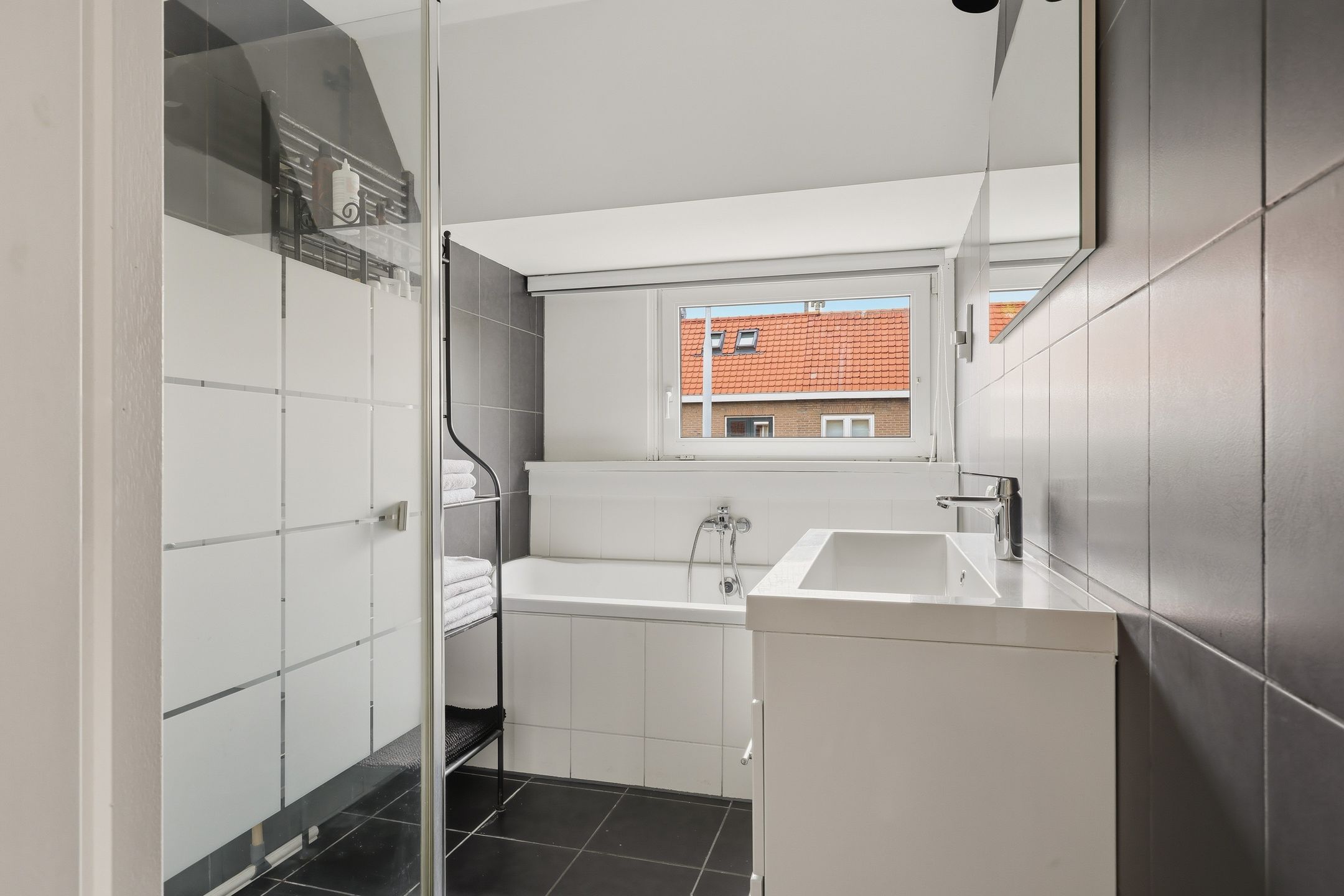 Photo 36 of Tuindersstraat 99