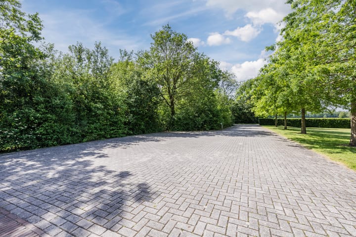 Photo 5 of Heemserveldweg 1-B