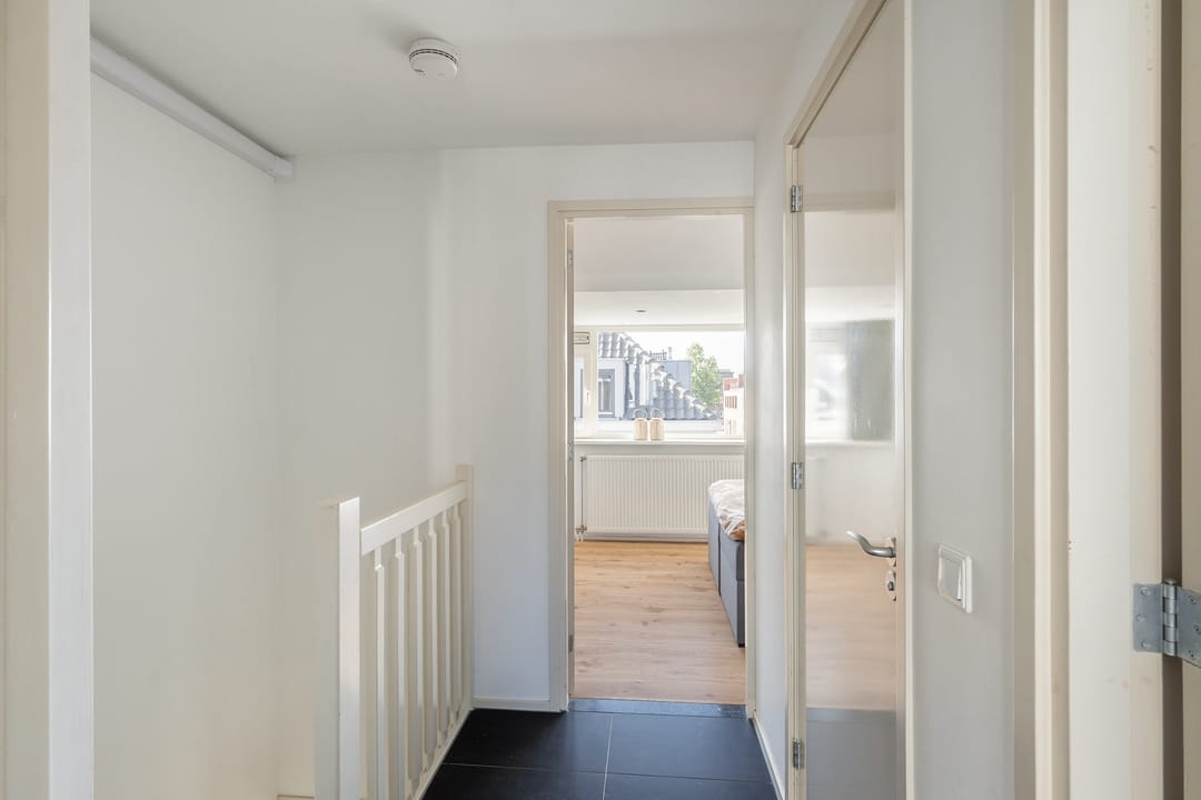 Charming 1885 Terraced Home with Modern Comforts in Oostwijk — 23
