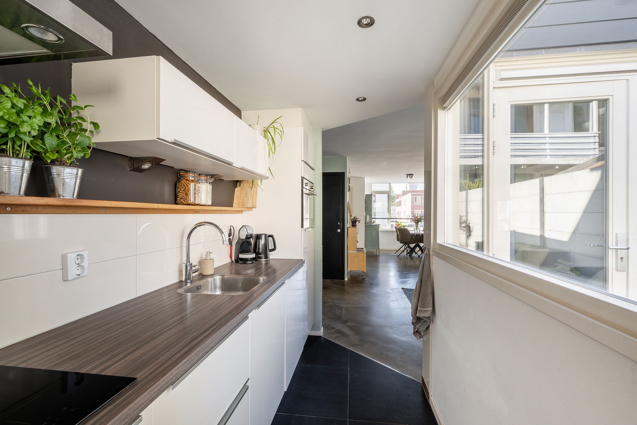 Charming 1885 Terraced Home with Modern Comforts in Oostwijk — 18