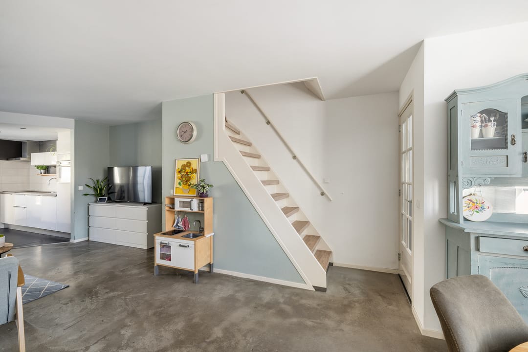 Charming 1885 Terraced Home with Modern Comforts in Oostwijk — 16