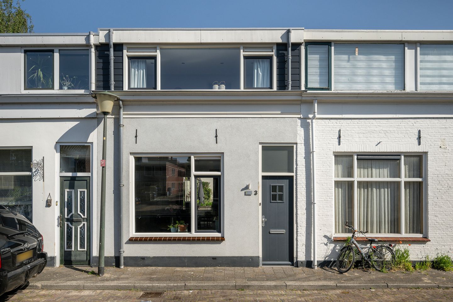 Charming 1885 Terraced Home with Modern Comforts in Oostwijk — 35