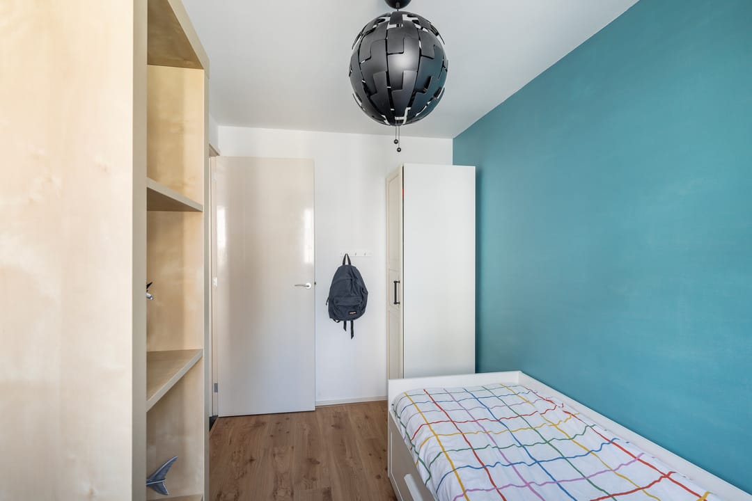 Charming 1885 Terraced Home with Modern Comforts in Oostwijk — 31