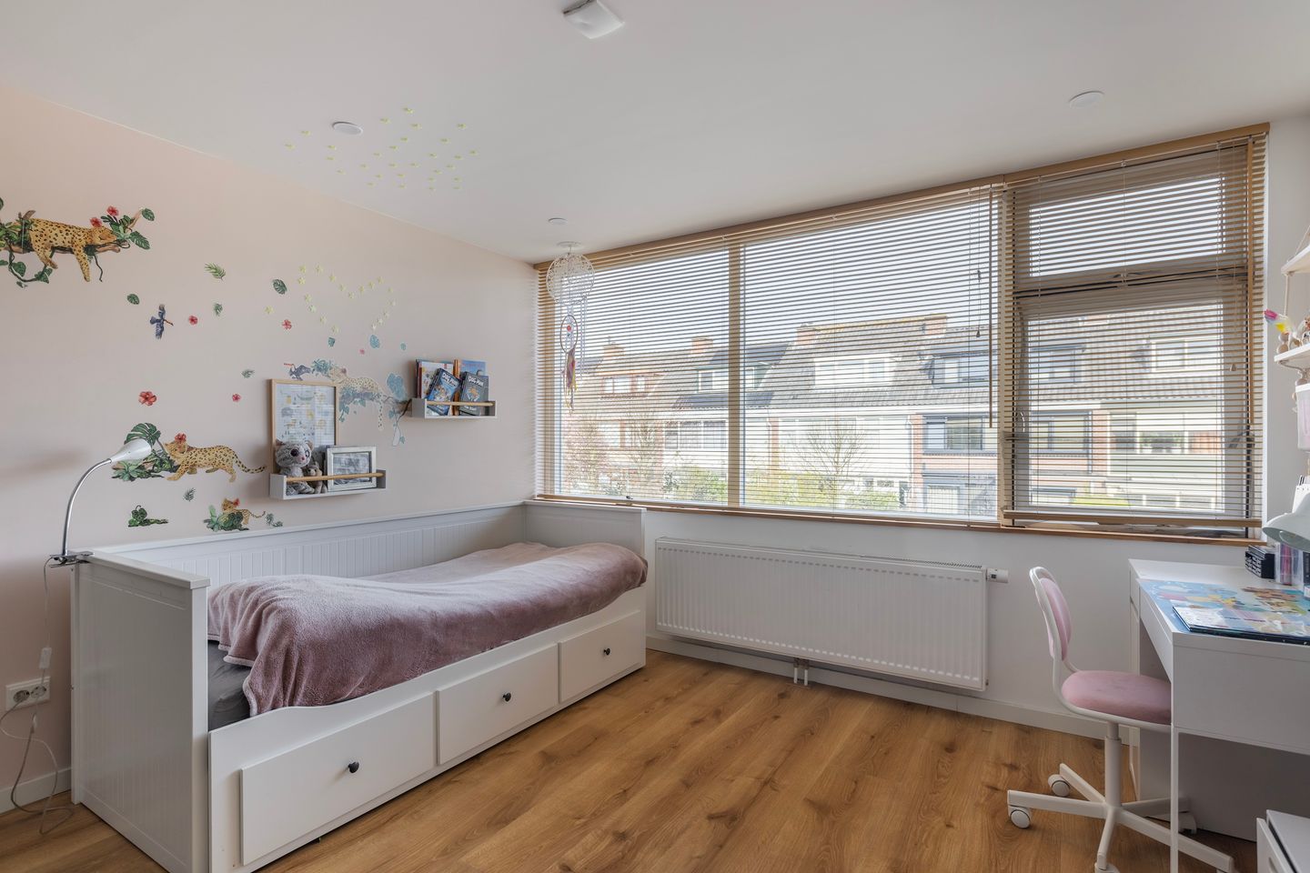 Renovated Terraced House with Energy Label A in Family-Friendly Neighborhood — 29