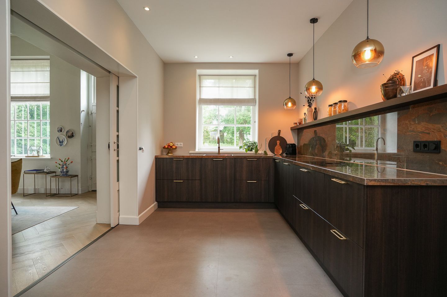 Photo 14 of Achterstraat 11