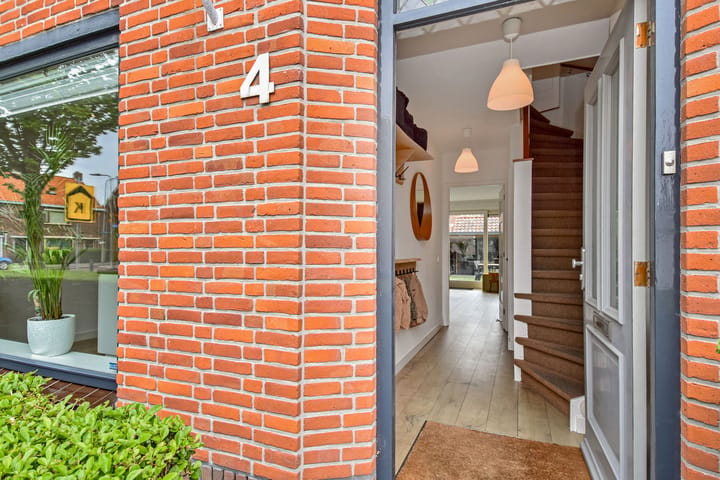 Photo 2 of Jasmijnstraat 4