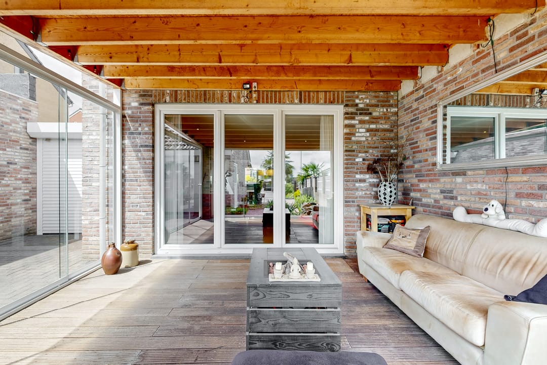 Modern Semi-Detached Home with Ibiza-Style Garden and Guest Studio in Kerkrade — 13