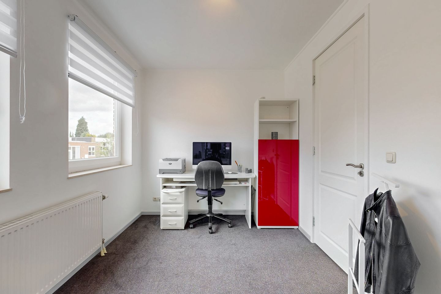 Modern Semi-Detached Home with Ibiza-Style Garden and Guest Studio in Kerkrade — 20