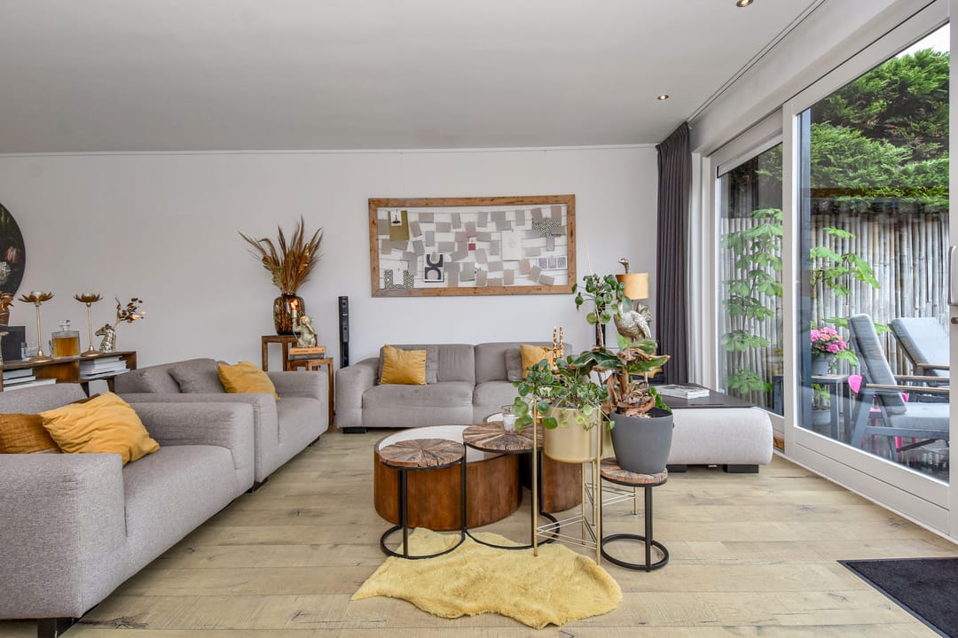 Modernized Terraced House with Extension and Sunny Southwest Garden in Monster — 8