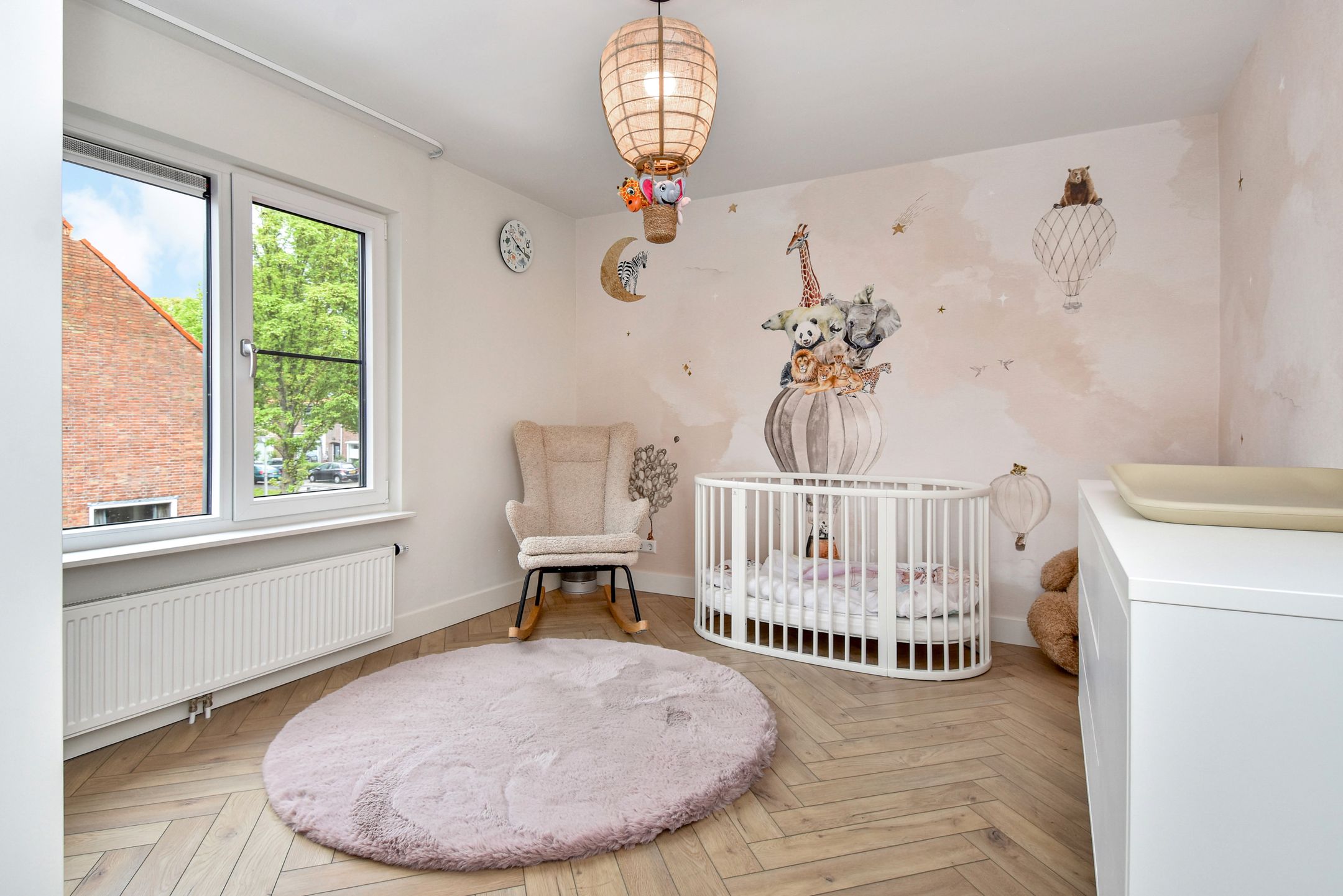 Modernized Terraced House with Extension and Sunny Southwest Garden in Monster — 36