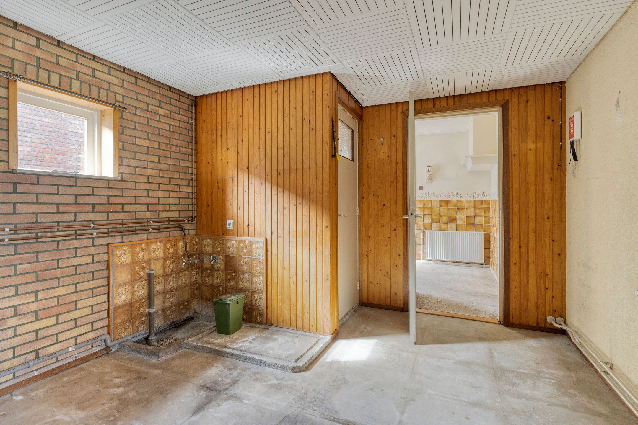 Photo 15 of Loo 6