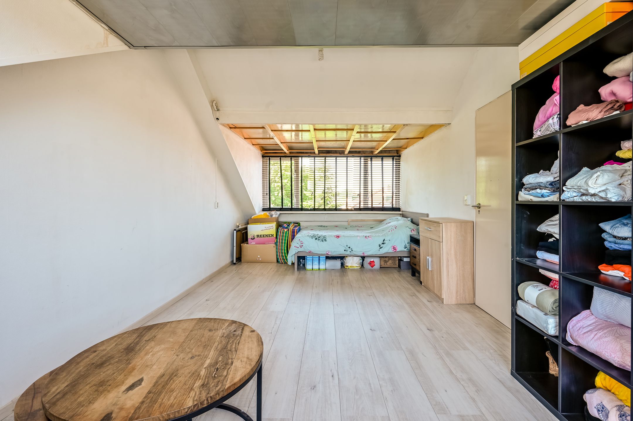 Spacious Terraced Home with Two Dormers and Private Parking in Quiet Lelystad Neighborhood — 30