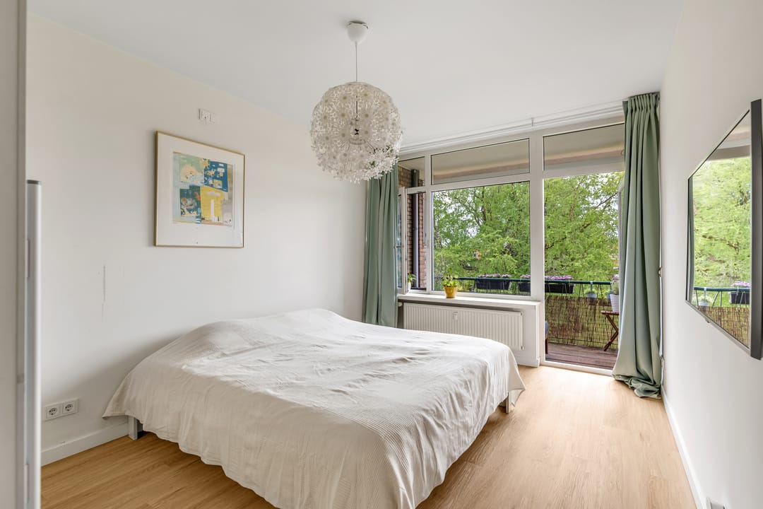 Bright 2-Room Apartment with Sunny Balcony in Hilversum-Zuid — 11