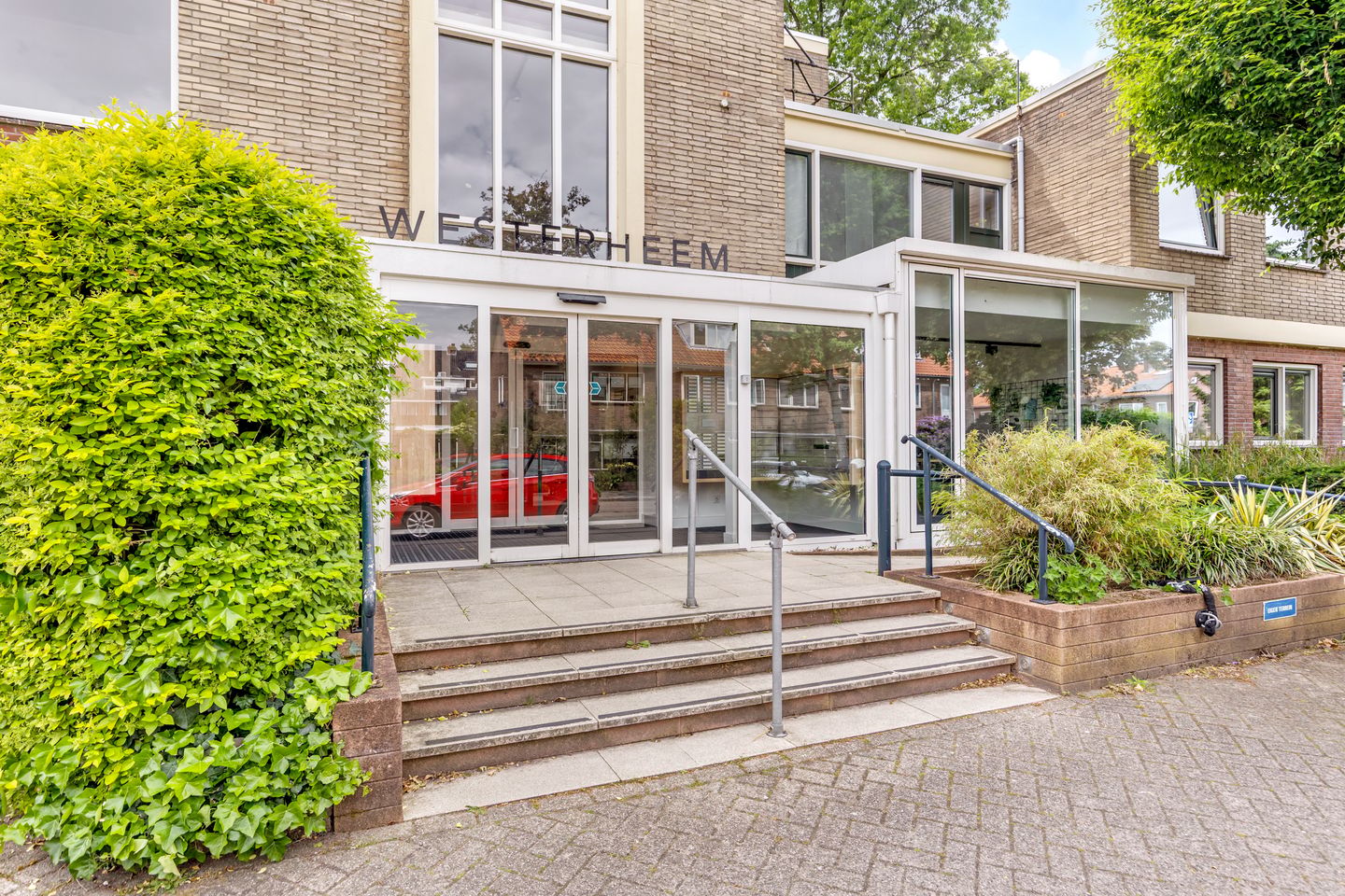 Bright 2-Room Apartment with Sunny Balcony in Hilversum-Zuid — 20