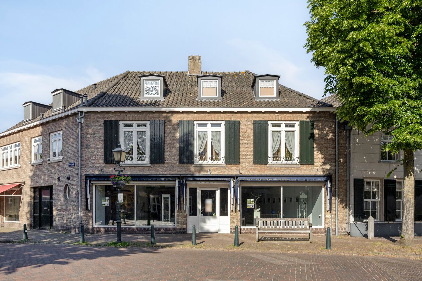 View photo 1 of Markt 10