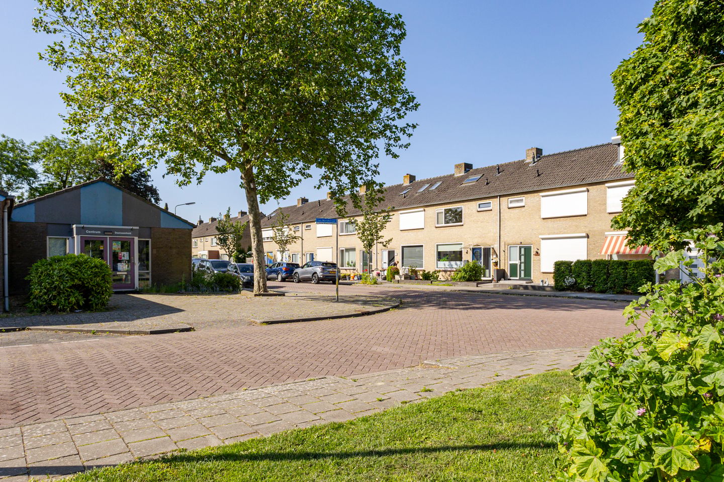 Photo 4 of van Brederodestraat 6