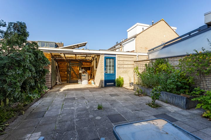 Photo 3 of van Brederodestraat 6