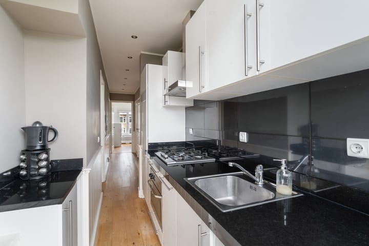 Appartement te koop: Notenplein 142, 'S-Gravenhage