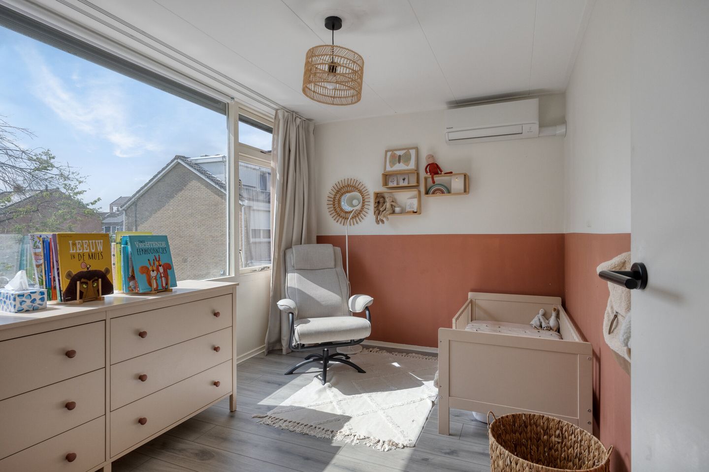 Move-in Ready Terraced Home with Deep Garden in Family-Friendly Lopik — 19