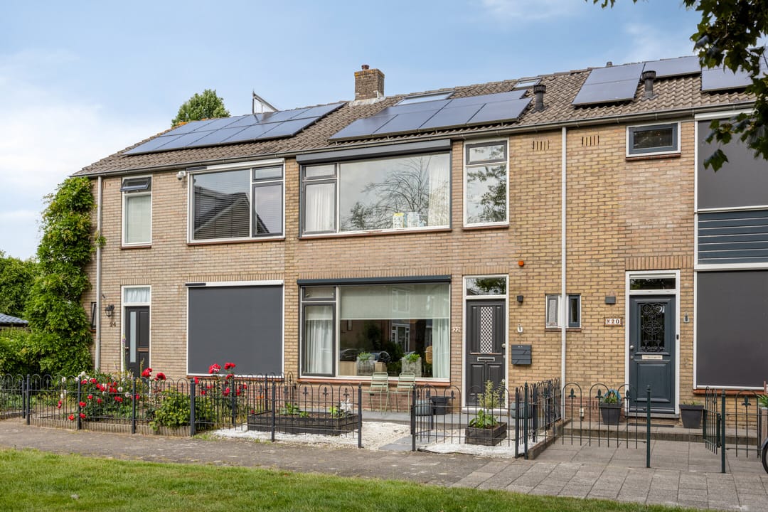 Move-in Ready Terraced Home with Deep Garden in Family-Friendly Lopik — 31
