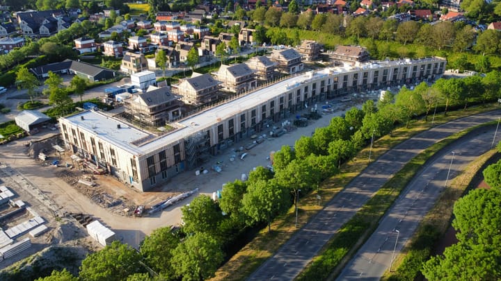 Varna 27