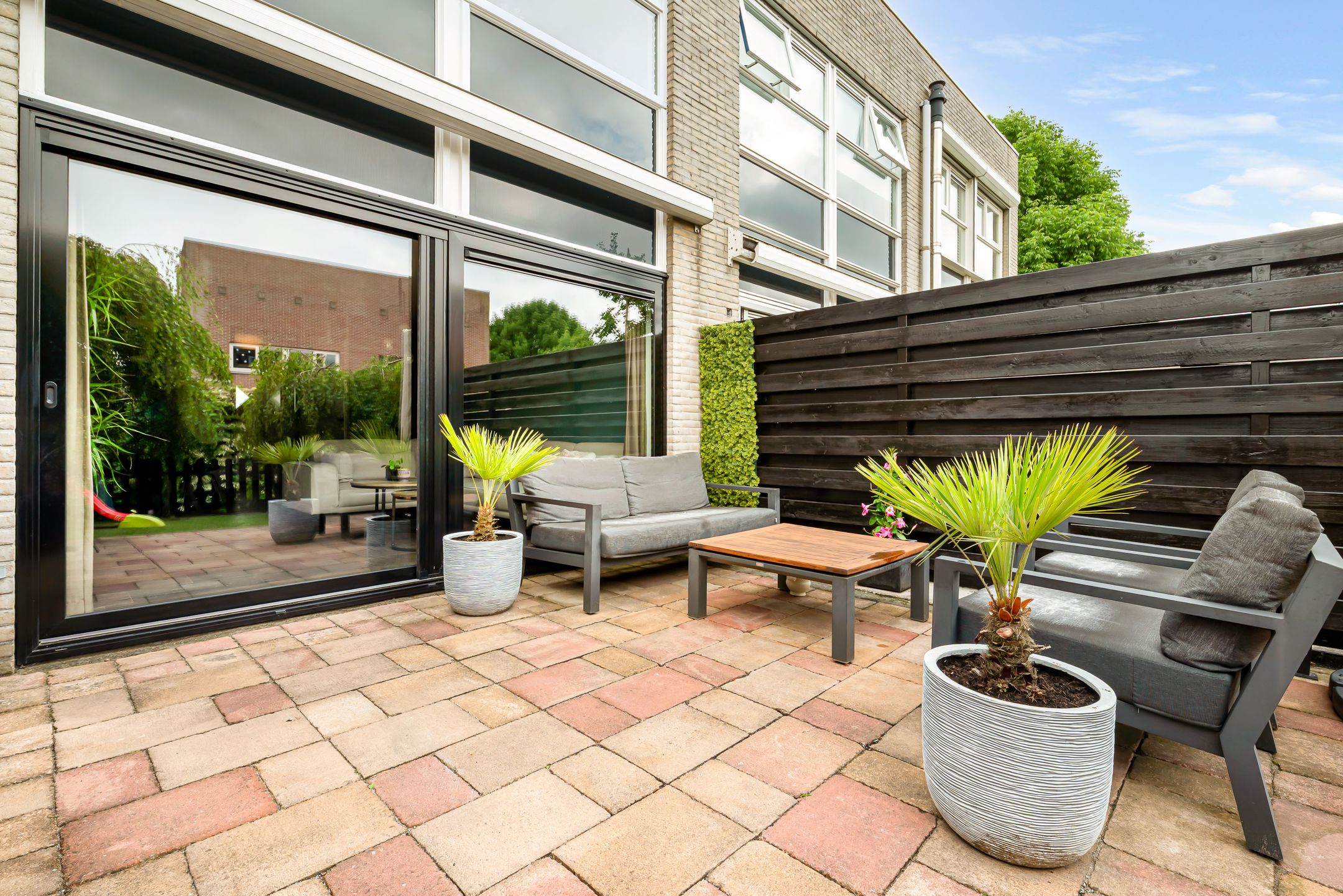 Modern Waterfront Family Home with Roof Terrace in Velserbroek — 36
