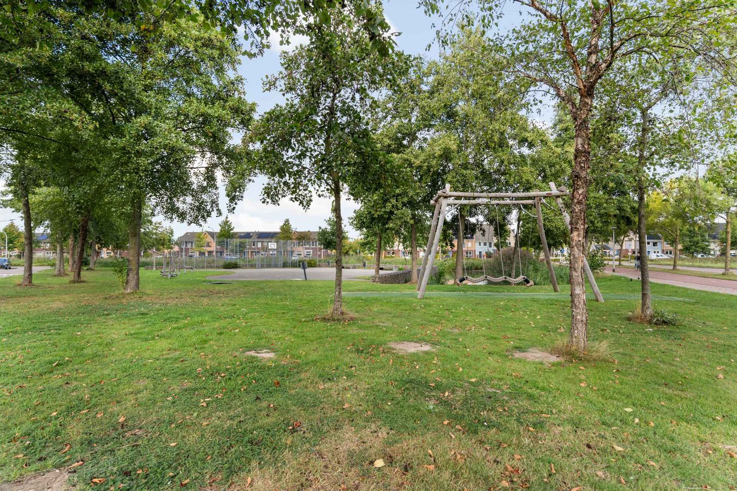 Photo 40 of Beemdkroon 35
