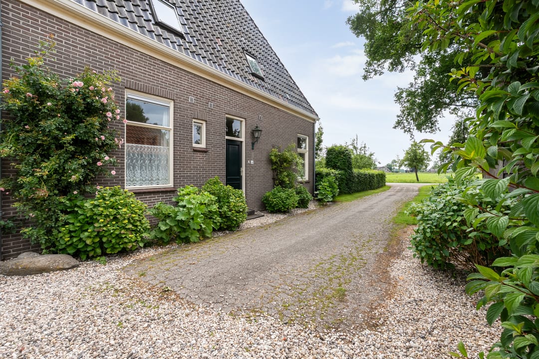 Foto 16 van Dokter Larijweg 136