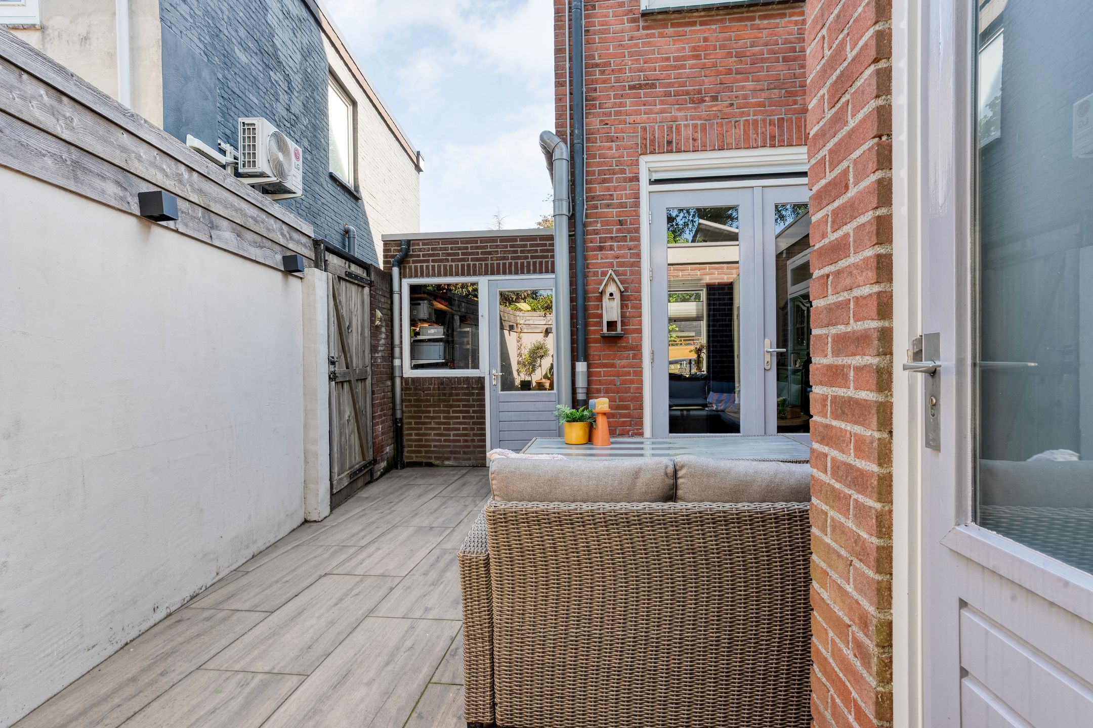 Photo 39 of Lage Bothofstraat 414