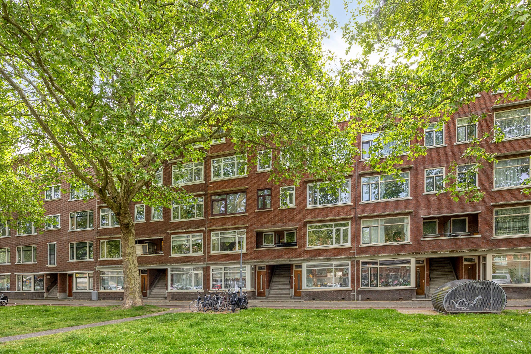 Foto 39 van Mijnsherenlaan 142-C