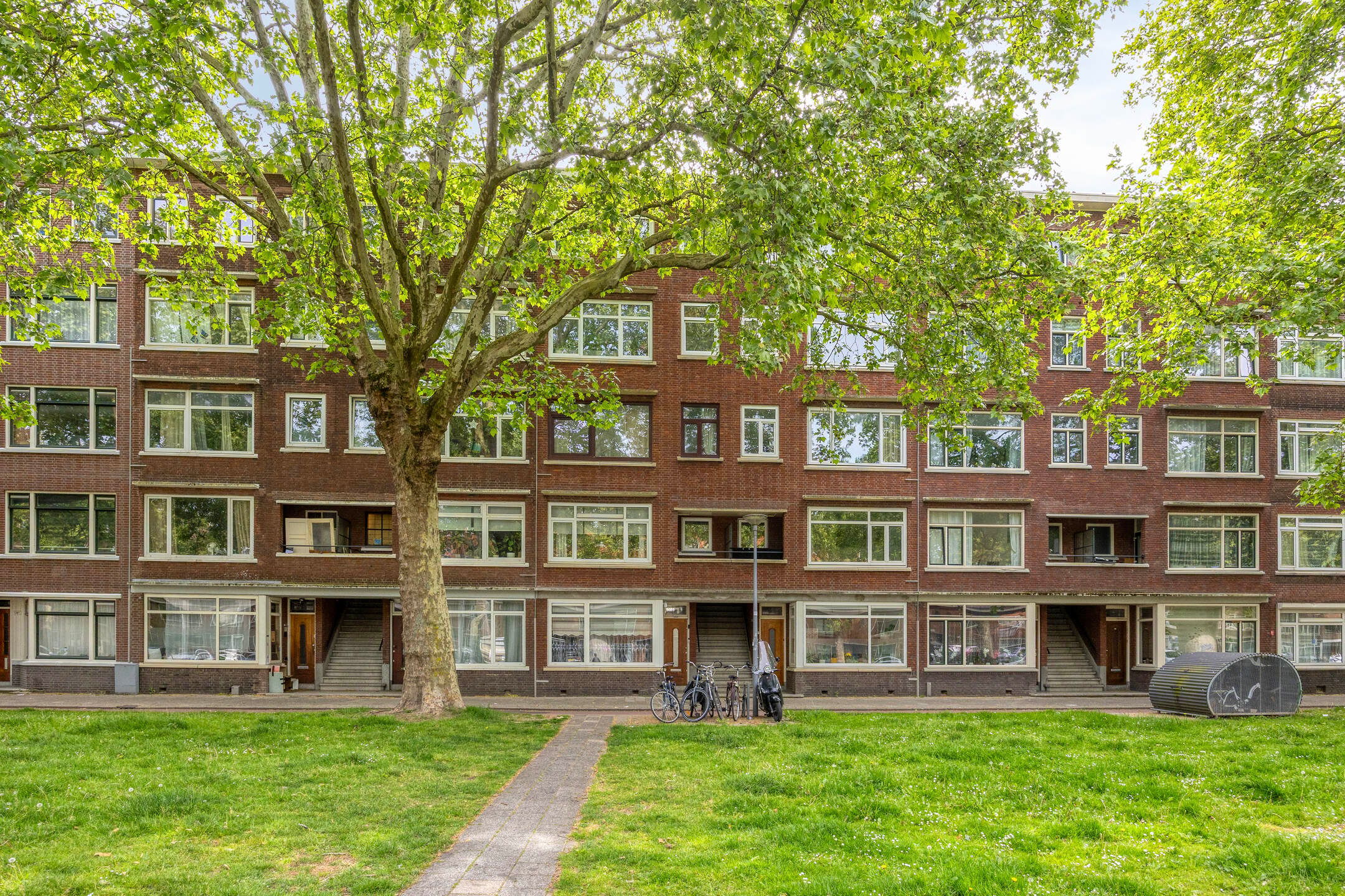 Foto 36 van Mijnsherenlaan 142-C