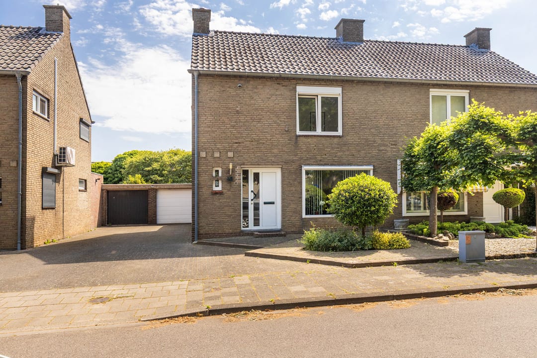 Photo 7 of Burg. Gijzelsstraat 10