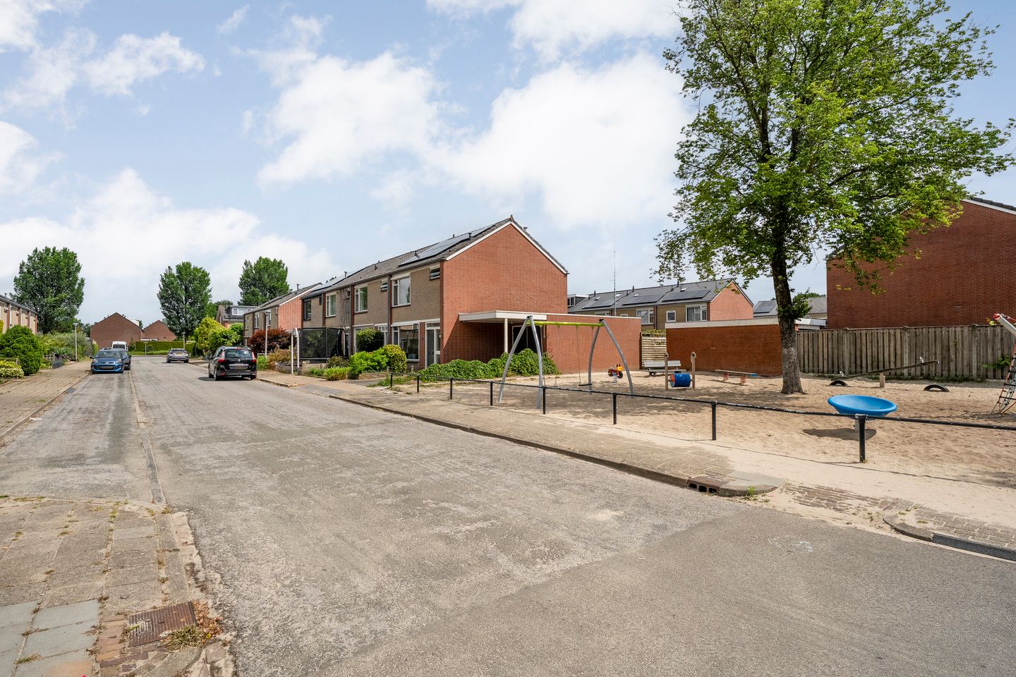 Photo 4 of Meidoornstraat 2
