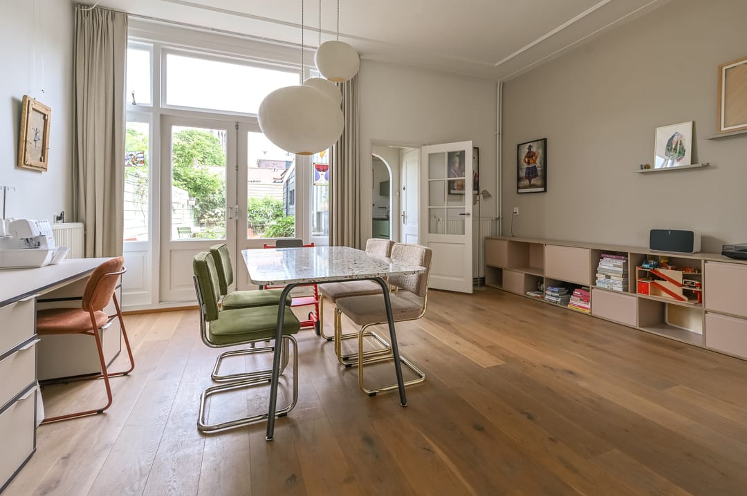 Charming Monumental Townhouse with Sunny Garden Near Haarlem Center — 7