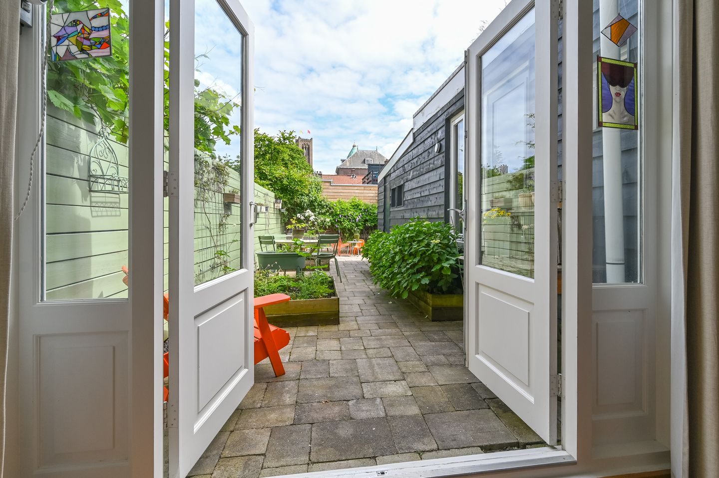 Charming Monumental Townhouse with Sunny Garden Near Haarlem Center — 29