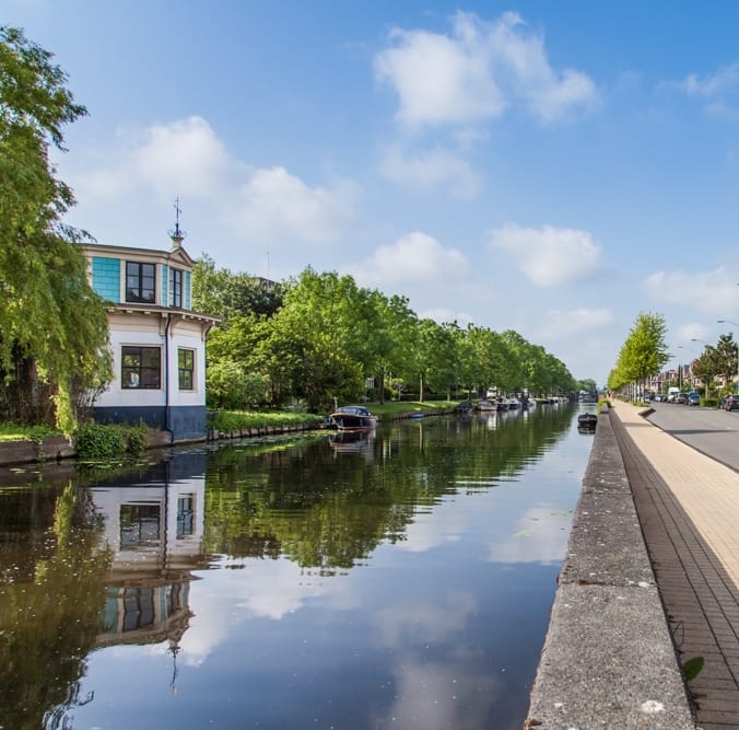 Charming Monumental Townhouse with Sunny Garden Near Haarlem Center — 41