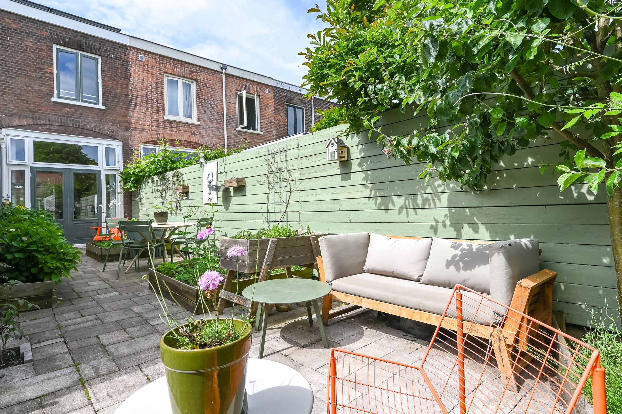 Charming Monumental Townhouse with Sunny Garden Near Haarlem Center — 30
