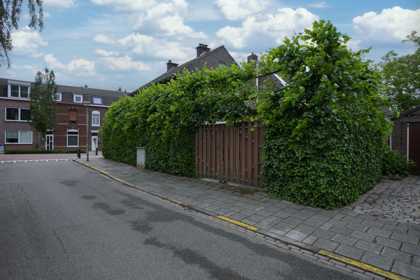 Charming Detached Character Home in Central Geleen — 40