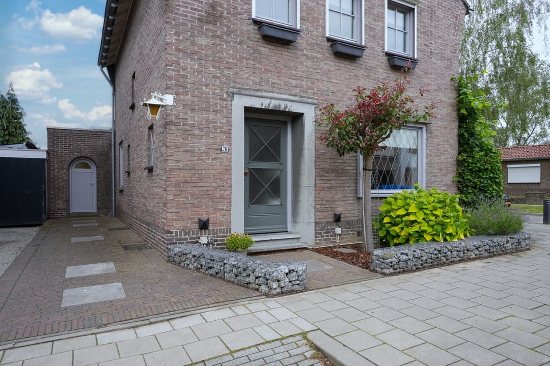 Charming Detached Character Home in Central Geleen — 43