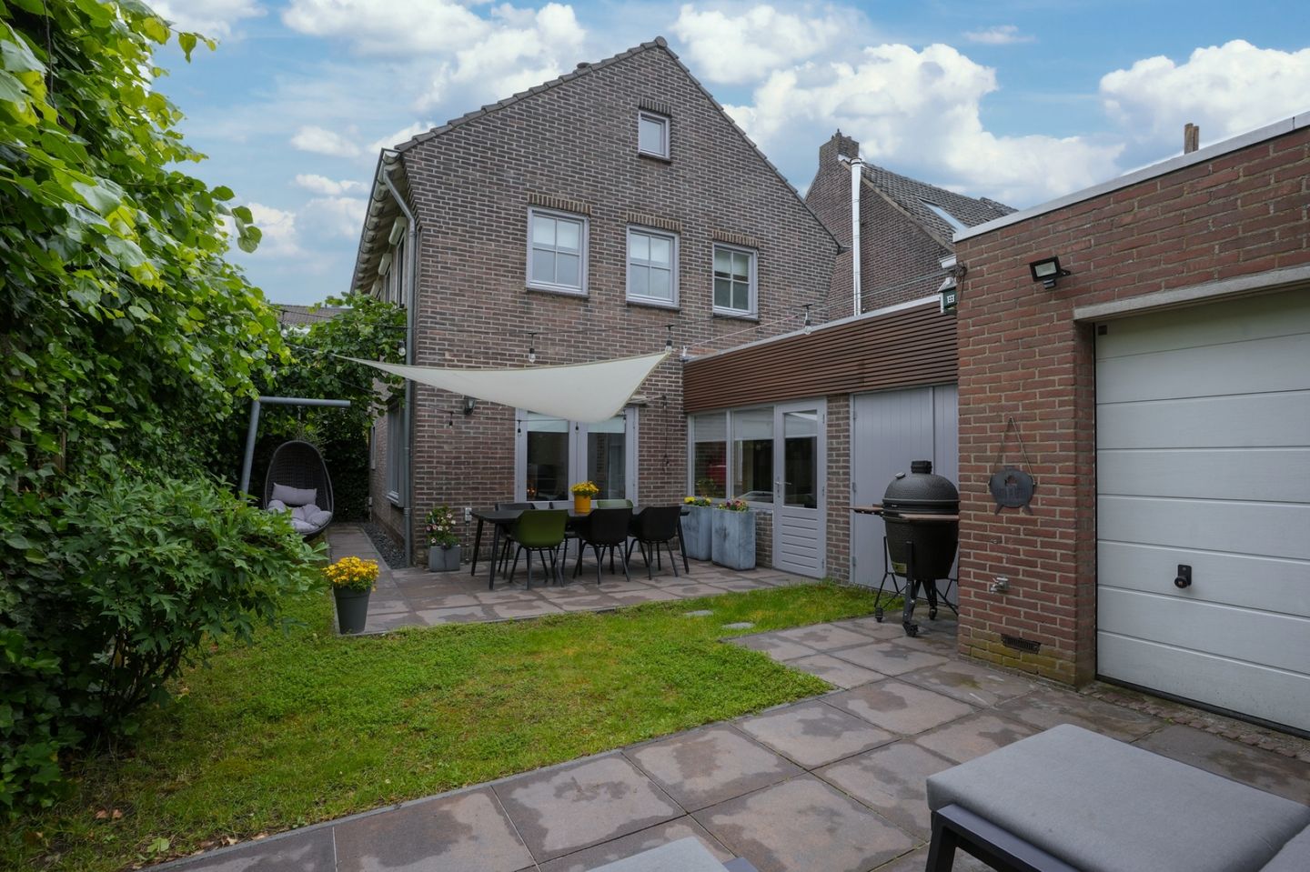 Charming Detached Character Home in Central Geleen — 35