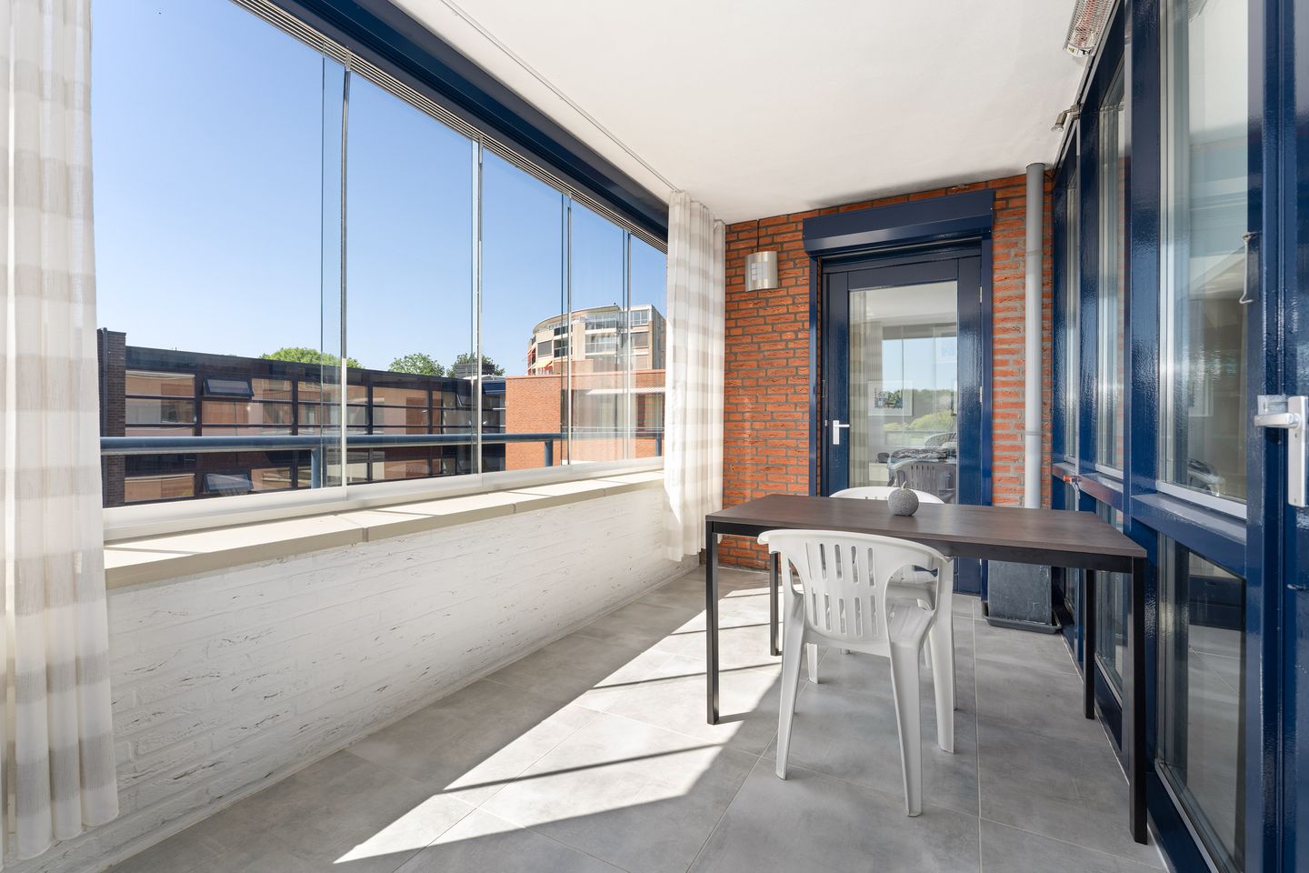 Turnkey Corner Apartment with Heated Terrace and Private Parking in Maastricht Heugem — 25