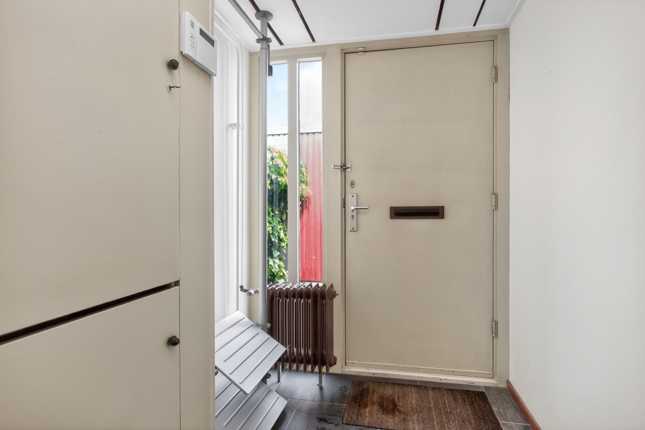 Spacious Family Home with South-Facing Garden in Quiet Fokkesteeg — 12